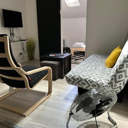 Petit Appartement T2 A 5 Min De La Gare Бордо Екстериор снимка